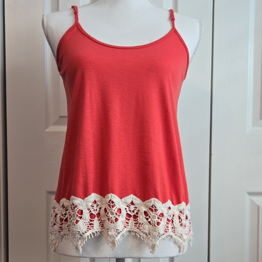 Rewind | Tank Top with lace detail